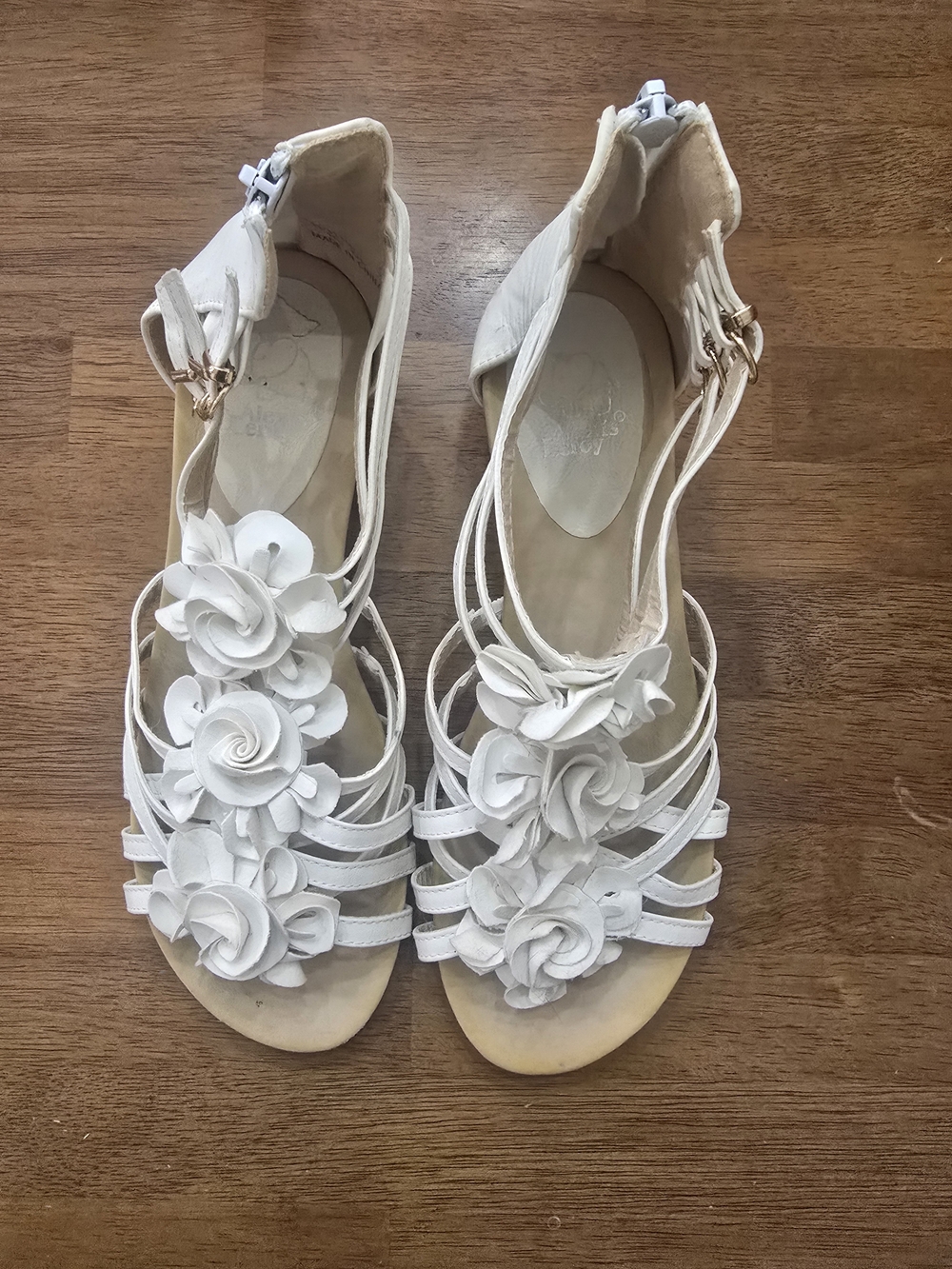 Alexis Leroy Women’s White Floral Strappy Wedge Sandals Size 39 - Picture 4 of 6
